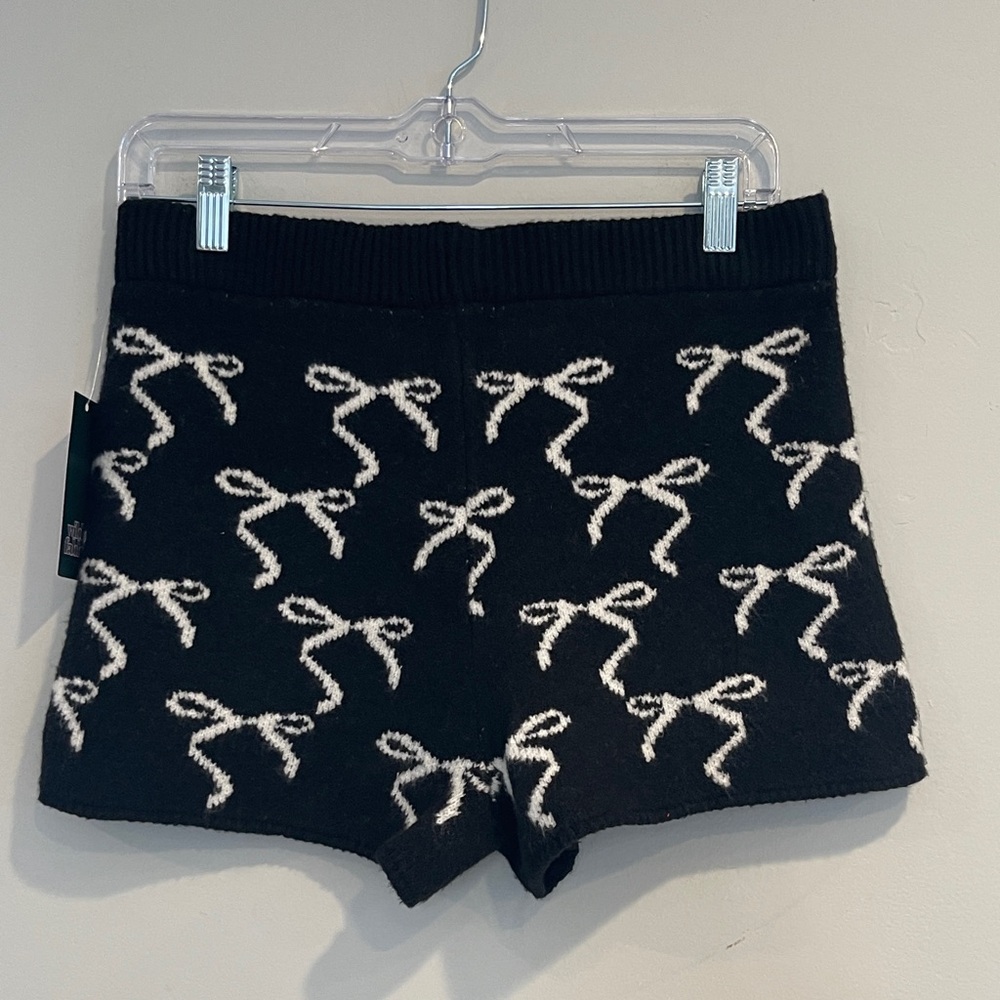 NWT Wild Fable Black Knit Shorts with White Bow Pattern Size Medium